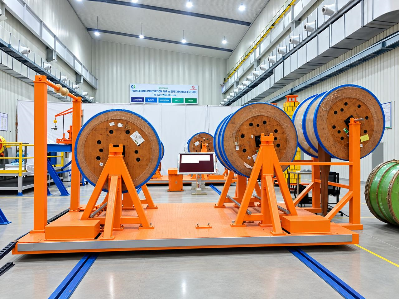 Bobbin Stand with Motorized Bobbin Trolley - Aditya Cranes